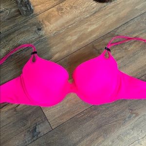 Hot Pink Victoria’s Secret Bra!